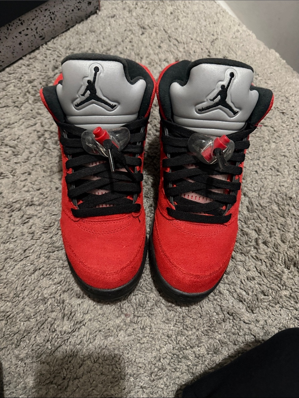 Jordan 5 Raging Bull Size 4.5